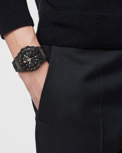 Versace VRSCVE7H00323 Erkek Kol Saati