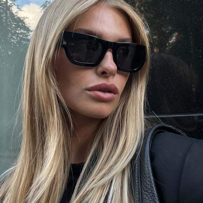 VEHLA Finn - Black/Smoke