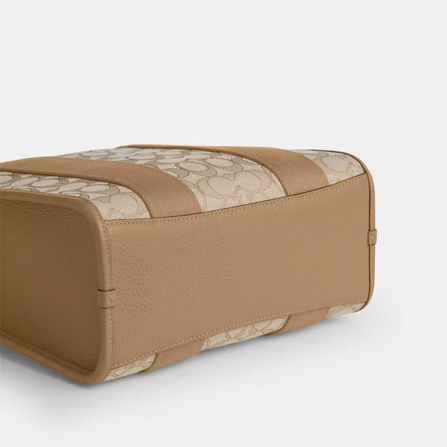 Smith Tote Bag 24 In Signature Jacquard