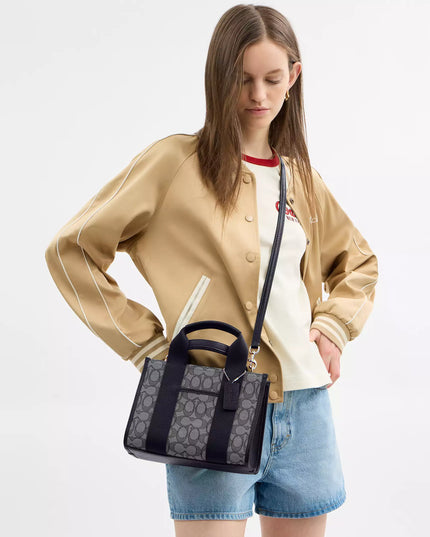 Smith Tote Bag 24 In Signature Jacquard