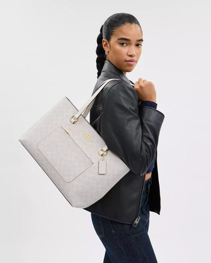 Station Tote Bag In Signature Canvas