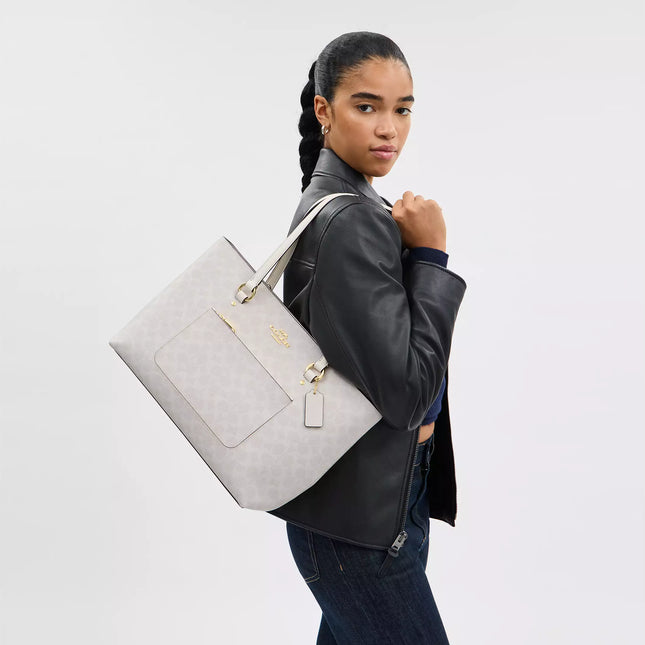 Station Tote Bag In Signature Canvas