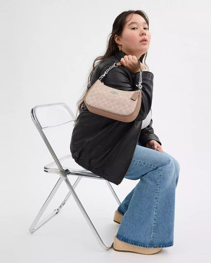 Teri Shoulder Bag In Signature Canvas