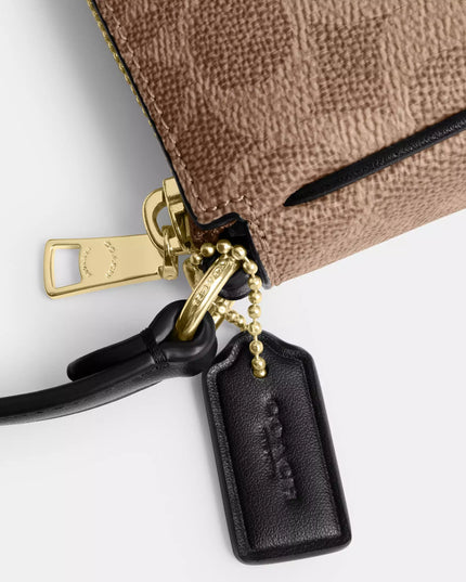 Nolita 19 In Signature Canvas