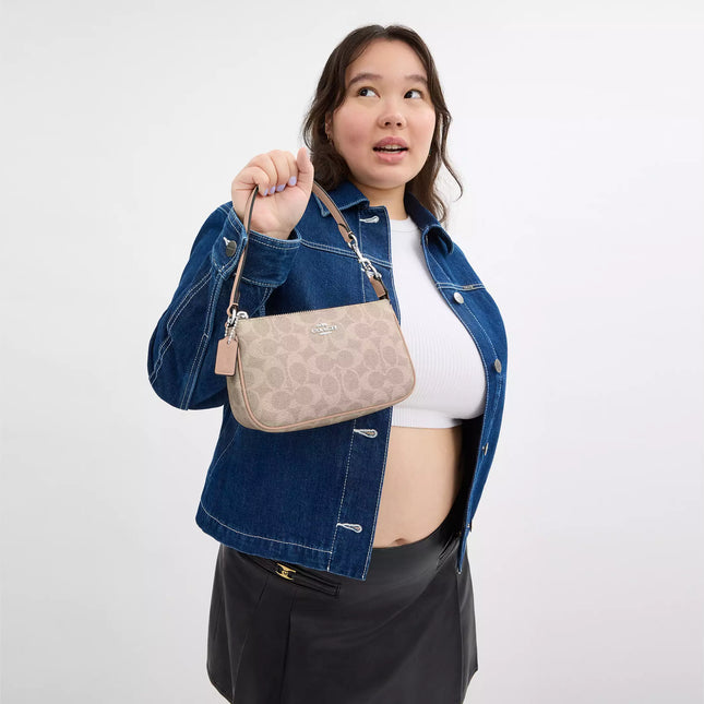 Nolita 19 In Signature Canvas