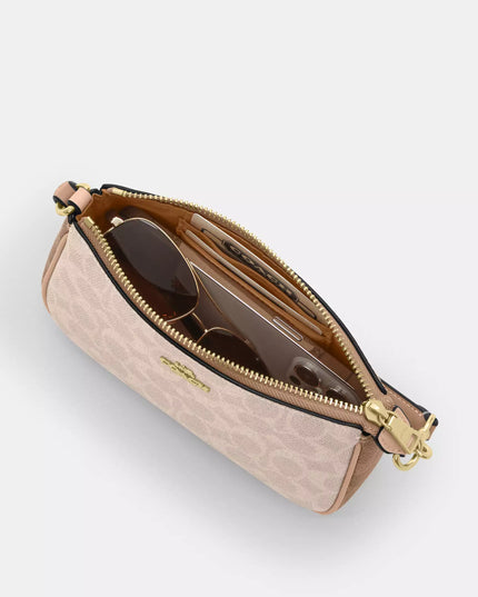 Nolita 19 In Blocked Signature Canvas