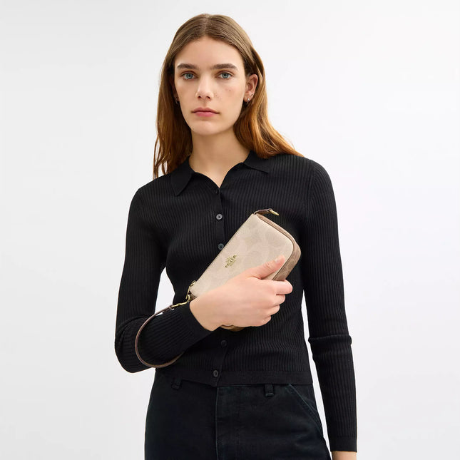 Nolita 19 In Blocked Signature Canvas