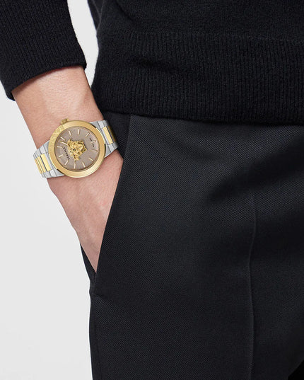 Versace VRSCVE7E00423 Erkek Kol Saati